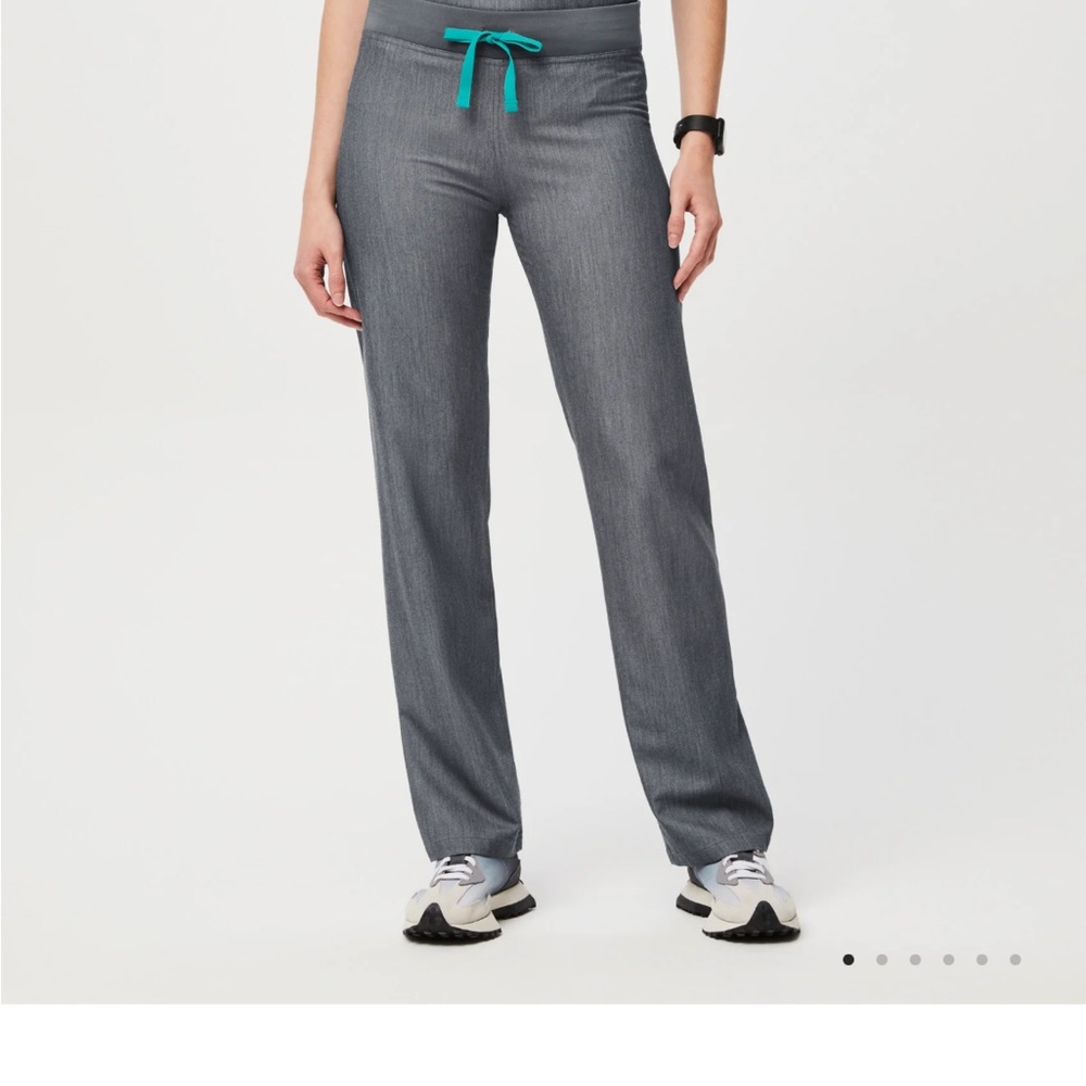 Womens Fig scrubs